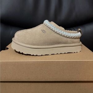 UGG Kid’s Tazz Size 13